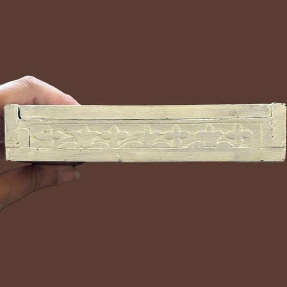 VINTAGE HANDMADE BALINESE CEMPAKA HOLY WOOD CIGAR /OR TRINKET BOX - Picture 8 of 10